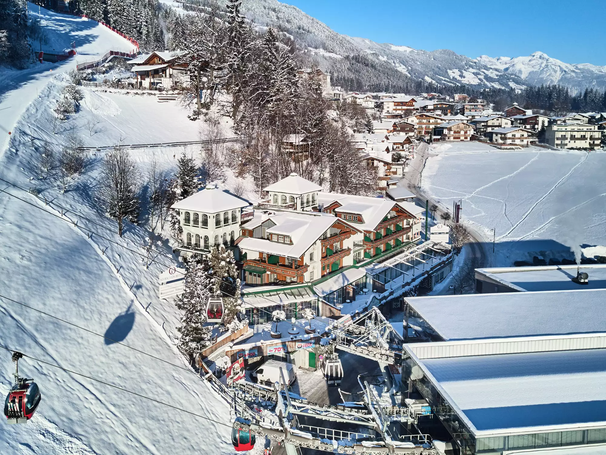 Winteransicht_Hotel_direkt_Lift